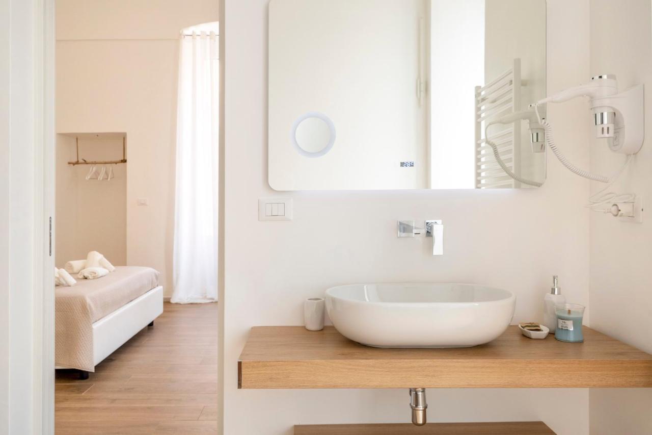 מונופולי Casa Del Barone - Luxury Suites מראה חיצוני תמונה